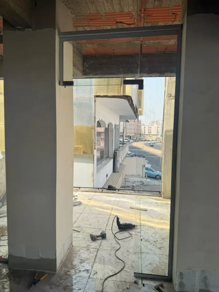 باب زجاج سيكوريت بالرياض - عمل رقم 13 من زويا الرياض