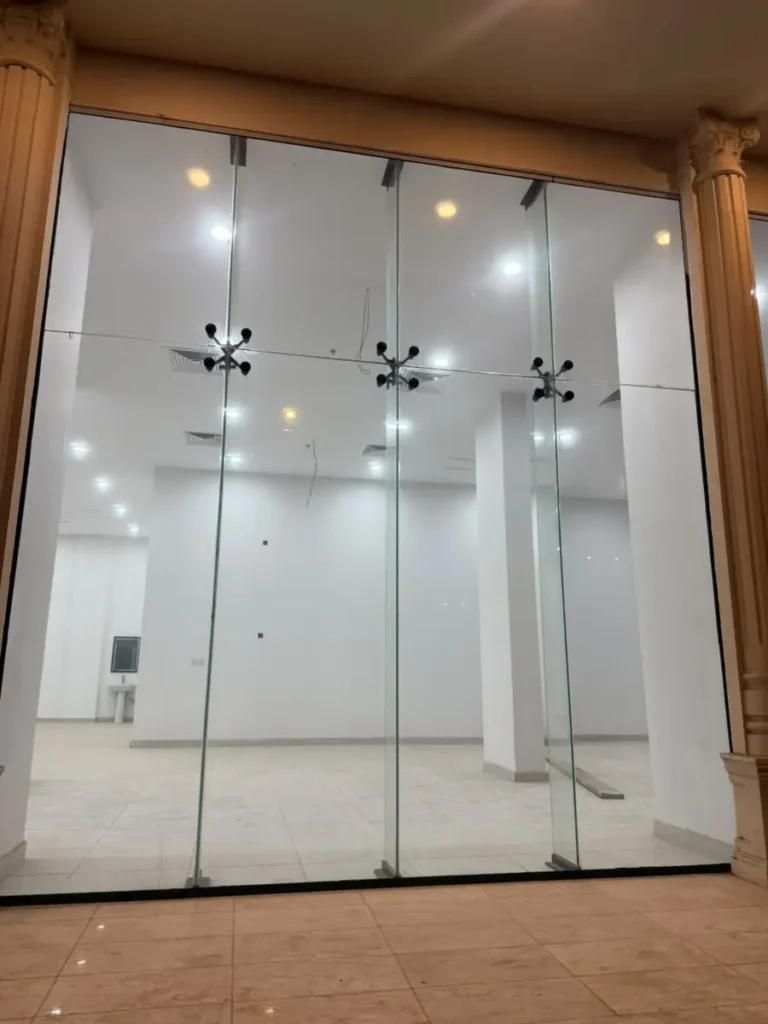 واجهة محل زجاج سيكوريت بالرياض - عمل رقم 7 من زويا الرياض