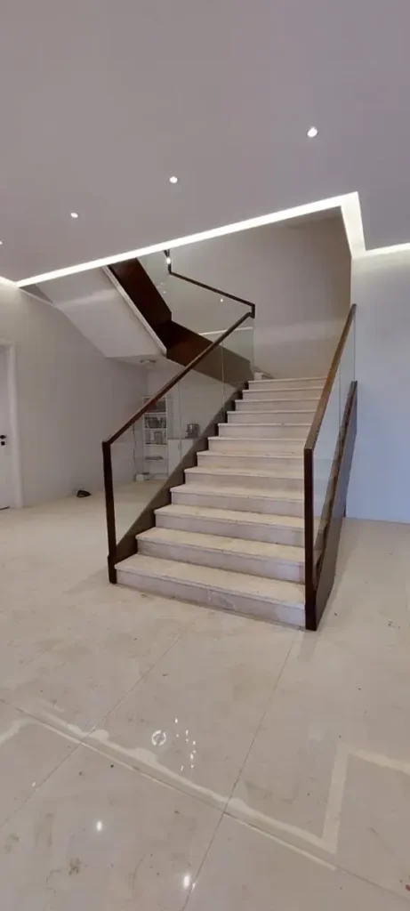 درابزين زجاج سيكوريت بالرياض - عمل رقم 5 من زويا الرياض