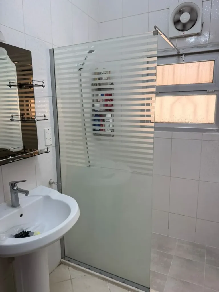 شاور زجاج سيكوريت بالرياض - عمل رقم 7 من زويا الرياض