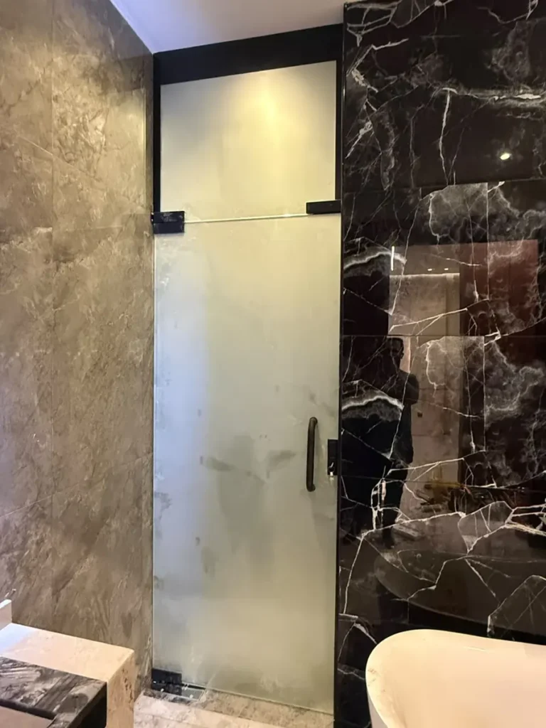 شاور زجاج سيكوريت بالرياض - عمل رقم 18 من زويا الرياض